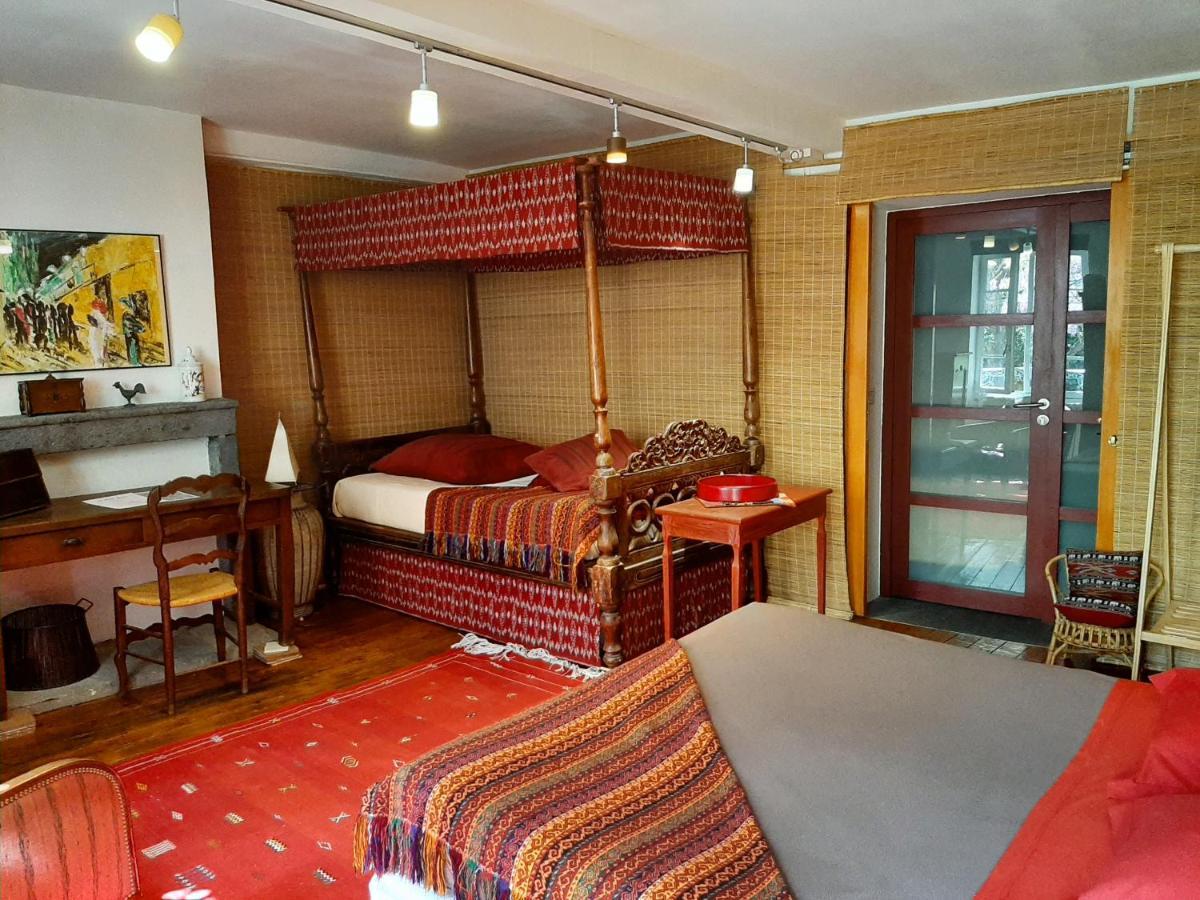 Chambres D'Hotes Le Petit Siam : Le Calme En Centre Ville Clermont-Ferrand Bagian luar foto